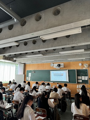 060718　１年次履修説明会03